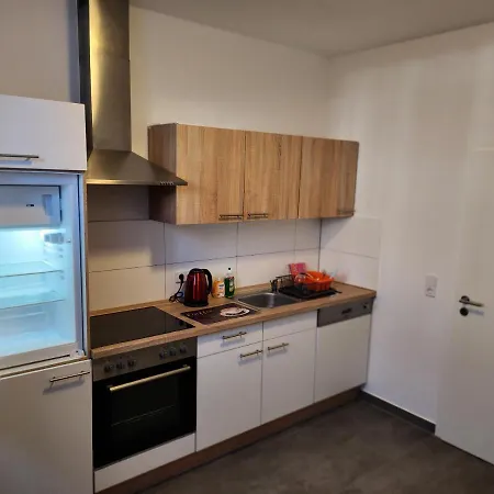 Md- City, Chic, Bestpreis- Leistung, Bitte Waehlen Sie Ob Ein Oder Zwei Zimmer Bis 5 Personen Mit Kueche Und Bad - Vb- Preise Magdeburg Exterior photo