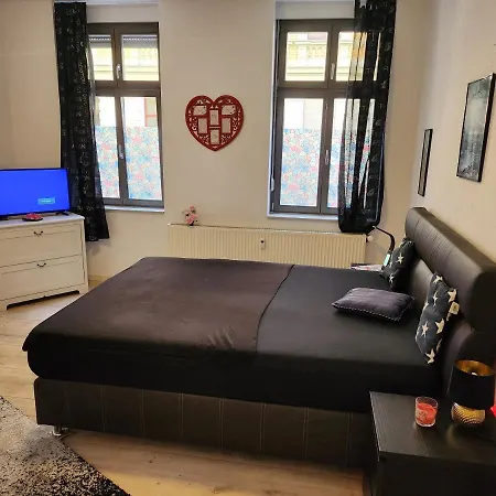 Md- City, Chic, Bestpreis- Leistung, Bitte Waehlen Sie Ob Ein Oder Zwei Zimmer Bis 5 Personen Mit Kueche Und Bad - Vb- Preise Magdeburg Exterior photo