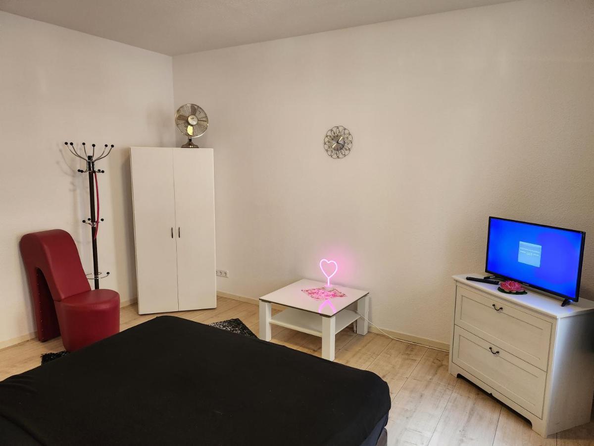 Md- City, Chic, Bestpreis- Leistung, Bitte Waehlen Sie Ob Ein Oder Zwei Bis 5 Personen Mit Kueche Und Bad - Vb- Preise * Magdeburg