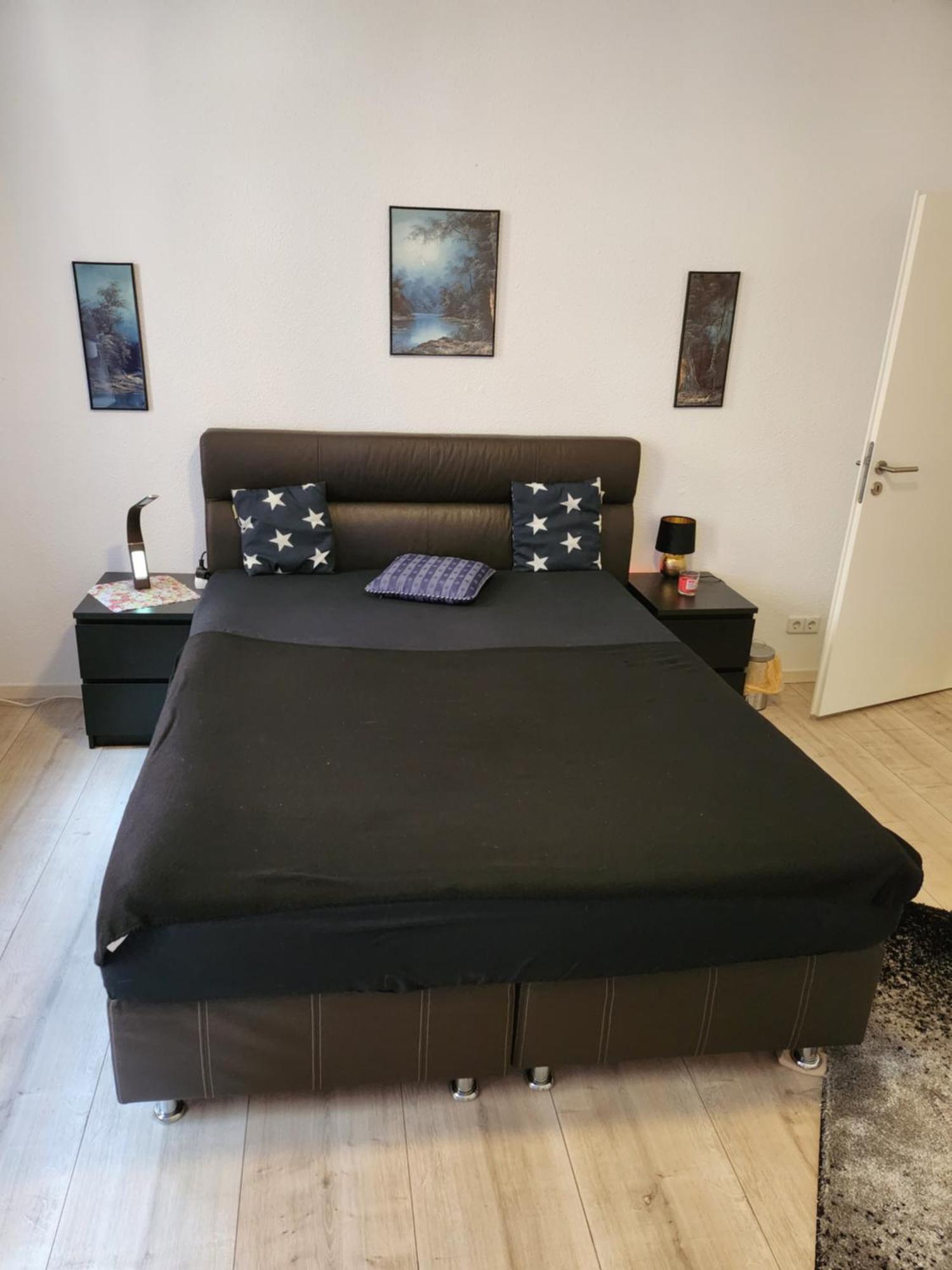 Apartment Md- City, Chic, Bestpreis- Leistung, Bitte Waehlen Sie Ob Ein Oder Zwei Bis 5 Personen Mit Kueche Und Bad - Vb- Preise