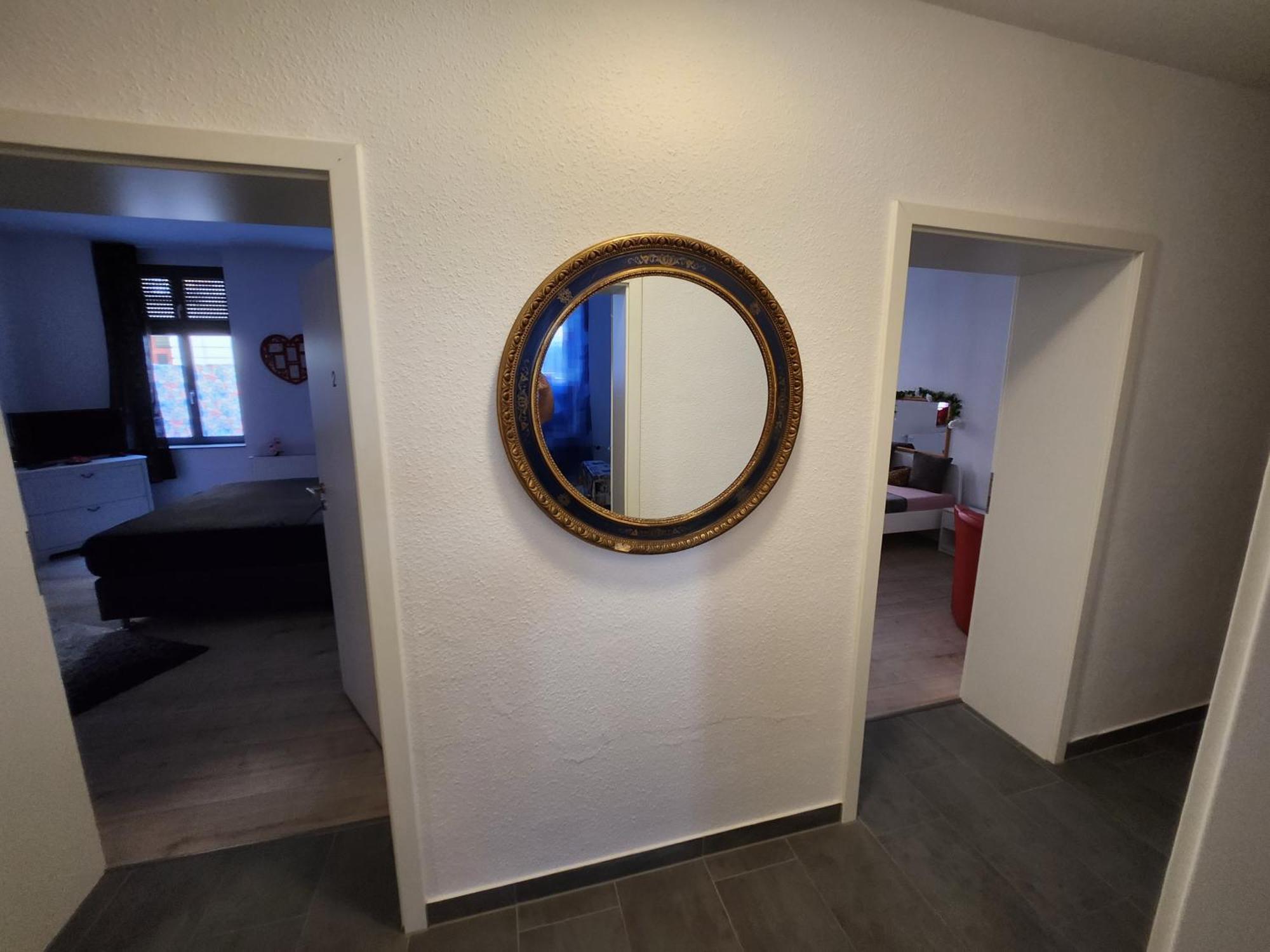Apartment Md- City, Chic, Bestpreis- Leistung, Bitte Waehlen Sie Ob Ein Oder Zwei Bis 5 Personen Mit Kueche Und Bad - Vb- Preise *