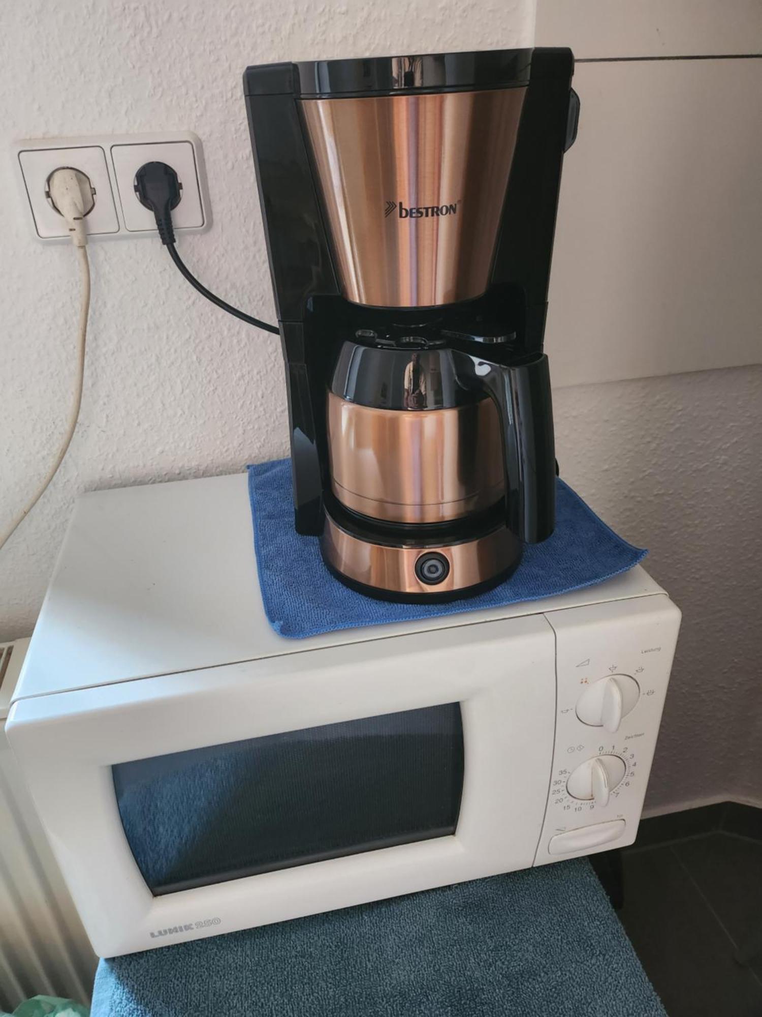 Md- City, Chic, Bestpreis- Leistung, Bitte Waehlen Sie Ob Ein Oder Zwei Bis 5 Personen Mit Kueche Und Bad - Vb- Preise Apartment *